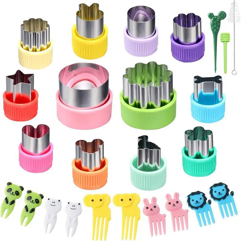 Your kid’s first baking adventure made simple "FunBite Cutter Set 🍪✨"